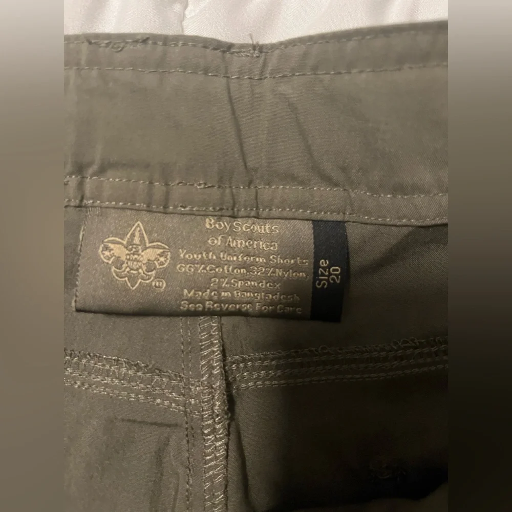 Boy Scouts of America Olive Green Shorts bsa camping scouts cubs new $33 - Picture 2 of 3